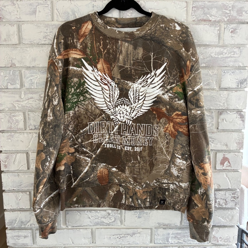 Troll Co Realtree Camo Dirty Hands Clean Money Graphic Sweatshirt Large